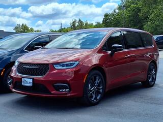 2026 Chrysler Pacifica
