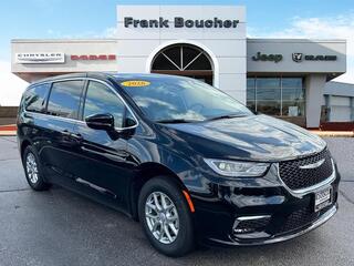 2026 Chrysler Pacifica for sale in Janesville WI