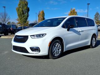 2026 Chrysler Pacifica