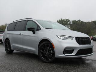2026 Chrysler Pacifica for sale in Chiefland FL