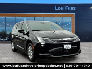 2027 Chrysler Pacifica