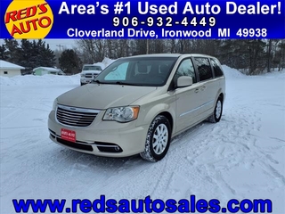 2014 Chrysler Town And Country for sale in Ironwood MI