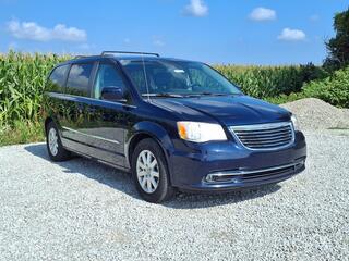 2015 Chrysler Town And Country for sale in Bellevue OH