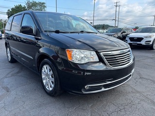 2016 Chrysler Town And Country for sale in Duncansville PA