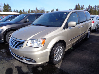 2016 Chrysler Town & Country