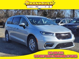 2023 Chrysler Pacifica for sale in Branford CT