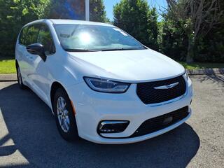 2024 Chrysler Pacifica for sale in Clarksville TN