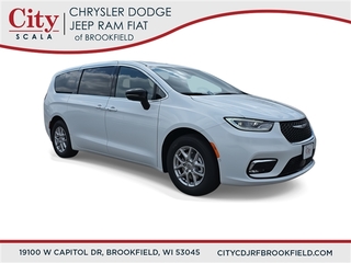 2025 Chrysler Pacifica