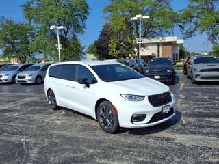 2026 Chrysler Pacifica