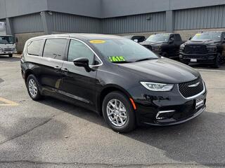 2026 Chrysler Pacifica for sale in Janesville WI