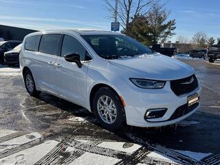 2026 Chrysler Pacifica for sale in Janesville WI