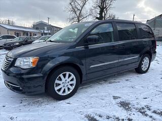 2013 Chrysler Town And Country for sale in New Cumberland PA