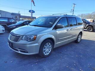 2015 Chrysler Town And Country for sale in Hartselle AL