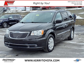 2015 Chrysler Town And Country for sale in Florence KY