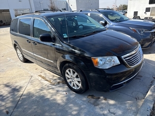2015 Chrysler Town And Country for sale in Jersey Village TX