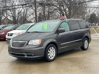 2016 Chrysler Town & Country for sale in Roseville MI