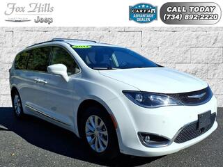 2018 Chrysler Pacifica for sale in Plymouth MI