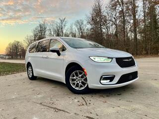 2023 Chrysler Pacifica for sale in Knoxville TN