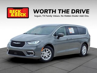2023 Chrysler Pacifica for sale in Morristown TN