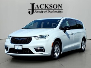 2024 Chrysler Pacifica for sale in Shelbyville IN