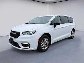 2024 Chrysler Pacifica for sale in Swanton OH