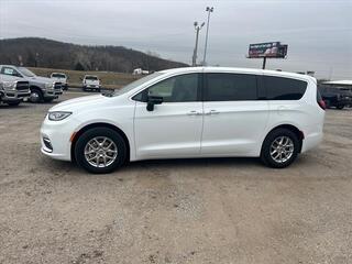 2025 Chrysler Pacifica for sale in Henryetta OK