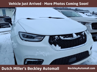 2025 Chrysler Pacifica