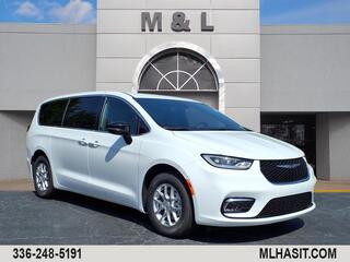 2025 Chrysler Pacifica