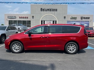 2025 Chrysler Pacifica