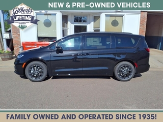 2025 Chrysler Pacifica for sale in Sand Creek WI