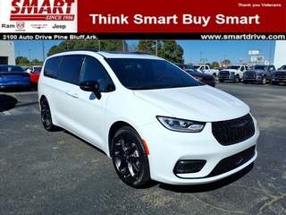 2026 Chrysler Pacifica