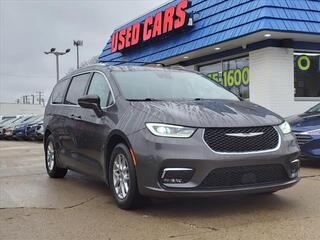 2021 Chrysler Pacifica for sale in Roseville MI