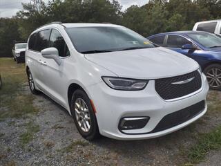 2022 Chrysler Pacifica for sale in Lynchburg VA