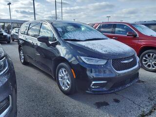 2023 Chrysler Pacifica for sale in Clarksville TN