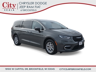 2023 Chrysler Pacifica for sale in Brookfield WI