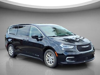 2024 Chrysler Pacifica for sale in Henderson NC