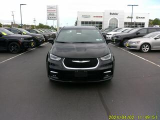 2025 Chrysler Pacifica for sale in Hazlet NJ
