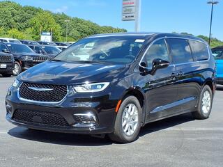 2025 Chrysler Pacifica