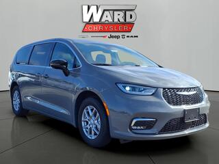 2025 Chrysler Pacifica