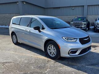 2026 Chrysler Pacifica for sale in Janesville WI