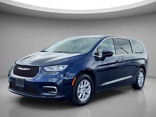 2023 Chrysler Pacifica for sale in Orland Park IL