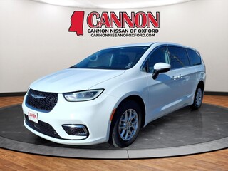 2023 Chrysler Pacifica for sale in Bedford PA