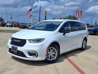 2024 Chrysler Pacifica for sale in Pasadena TX