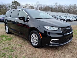 2024 Chrysler Pacifica for sale in Jacksonville NC