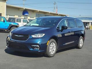 2024 Chrysler Pacifica for sale in Tiffin OH