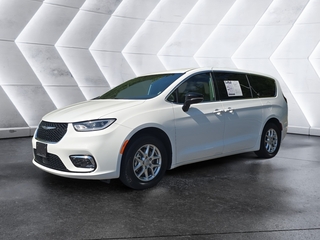 2025 Chrysler Pacifica