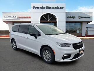 2026 Chrysler Pacifica for sale in Janesville WI