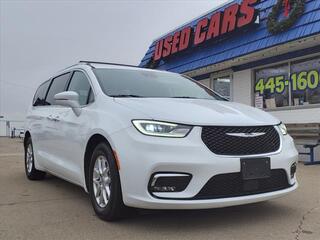 2021 Chrysler Pacifica for sale in Roseville MI