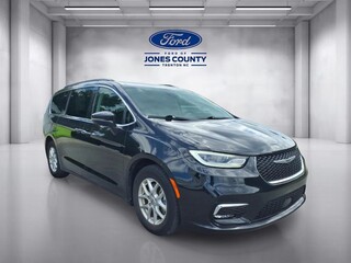 2022 Chrysler Pacifica for sale in Jacksonville NC