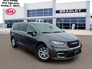 2023 Chrysler Pacifica for sale in Bradley IL